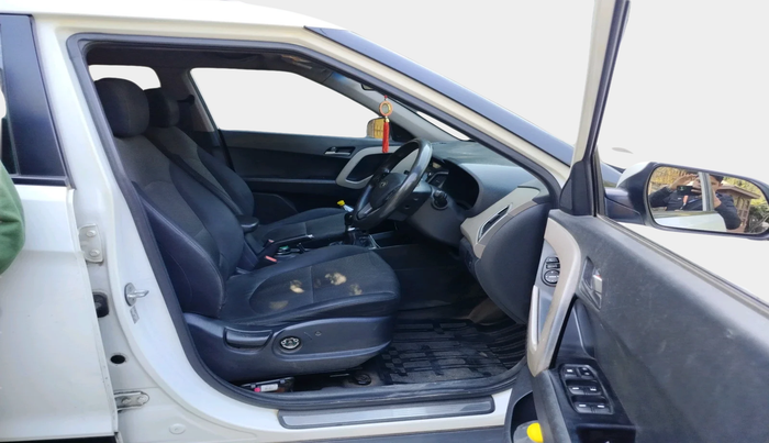 2016 Hyundai Creta SX PLUS 1.6 PETROL, Petrol, Manual, 1,29,917 km, interior