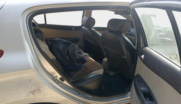 2011 Hyundai i20 MAGNA 1.2, Petrol, Manual, 75,455 km, interior