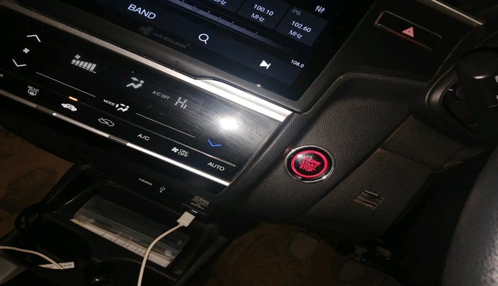 2017 Honda WR-V 1.5L I-DTEC VX MT, Diesel, Manual, 1,82,159 km, interior