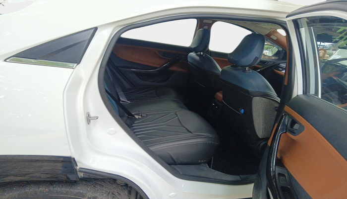 2025 Tata Curvv Pure Plus S 1.5 Diesel 7DCA, Diesel, Automatic, 4,778 km, interior