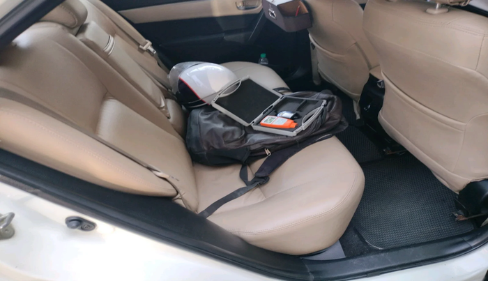 2016 Toyota Corolla Altis G CVT PETROL, Petrol, Automatic, 94,413 km, interior