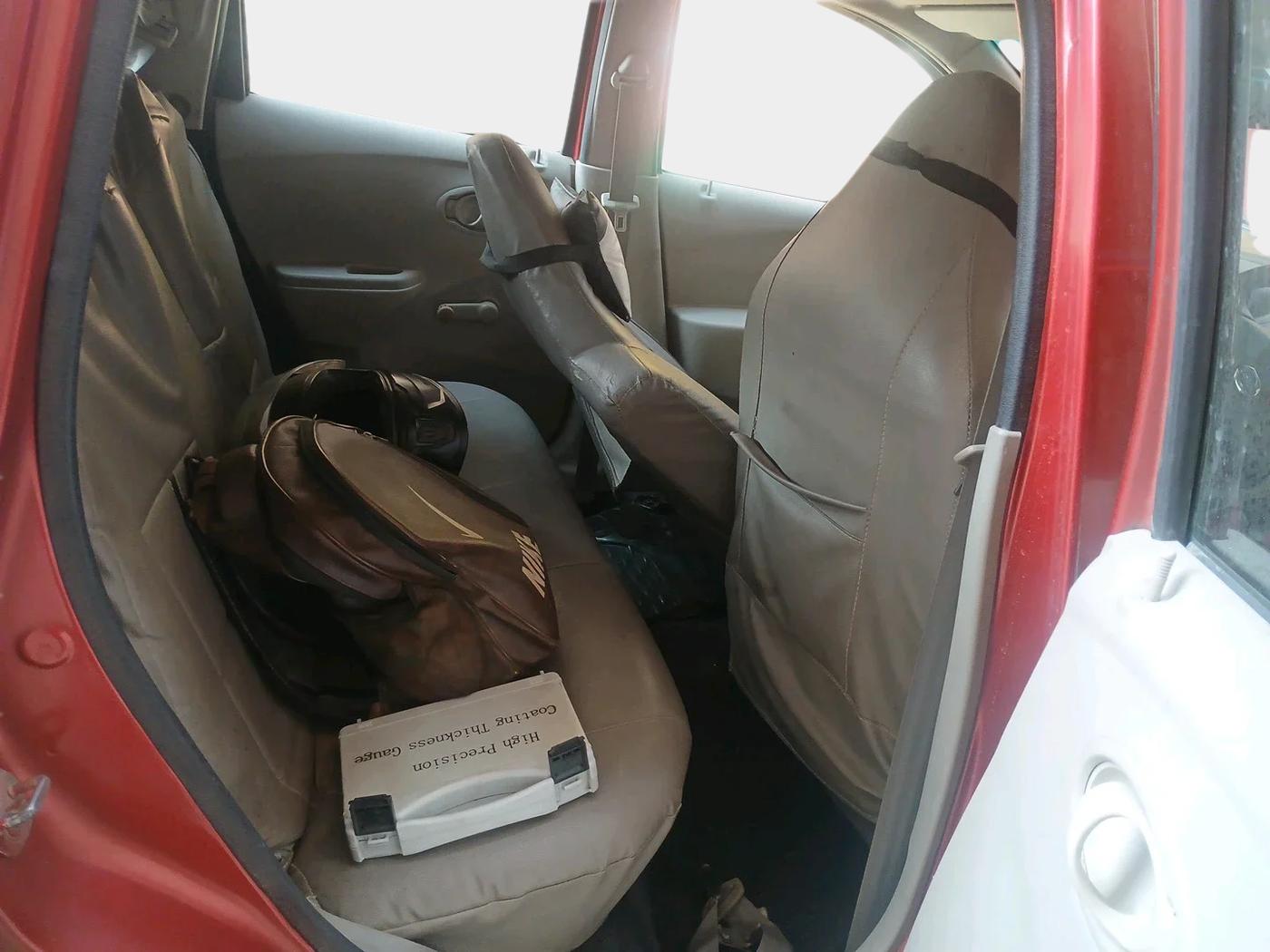 2016 Datsun Go Plus T, Petrol, Manual, 33,704 km, interior
