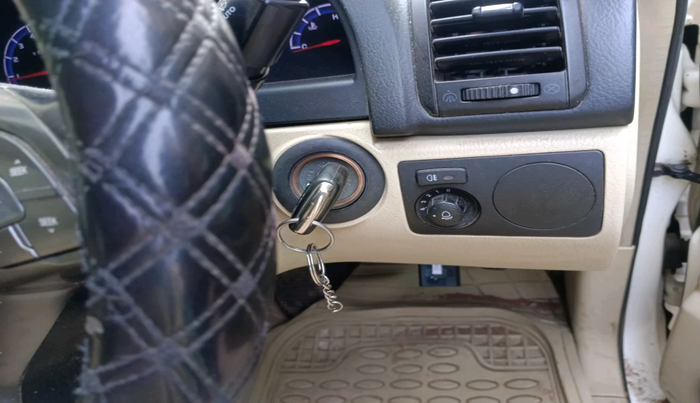 2018 Ssangyong Rexton RX7, Diesel, Automatic, 1,06,150 km, interior