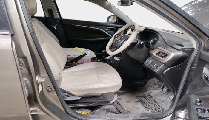 2023 Maruti BREZZA ZXI S-CNG, CNG, Manual, 1,21,413 km, interior