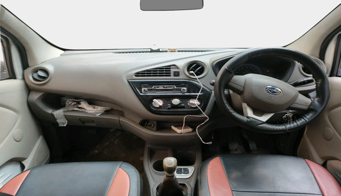 2016 Datsun Go T (O), Petrol, Manual, 97,034 km, interior