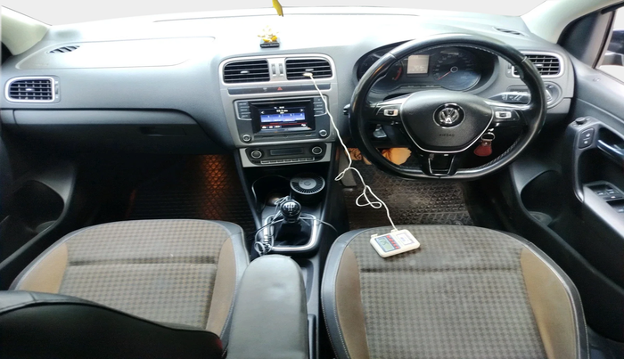 2017 Volkswagen Polo HIGHLINE1.2L, Petrol, Manual, 73,716 km, interior