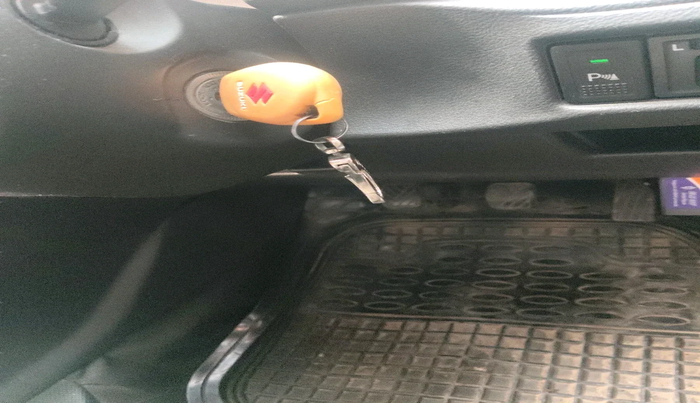 2016 Maruti Vitara Brezza VDI (O), Diesel, Manual, 60,170 km, interior