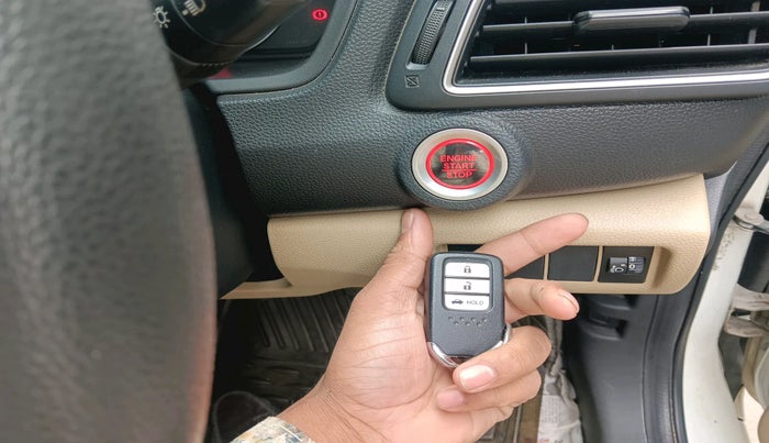 2018 Honda Amaze 1.2L I-VTEC VX, Petrol, Manual, 69,676 km, interior