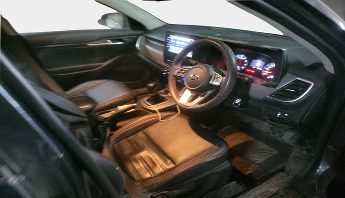 2020 KIA SELTOS HTK 1.5 PETROL, Petrol, Manual, 40,422 km, interior