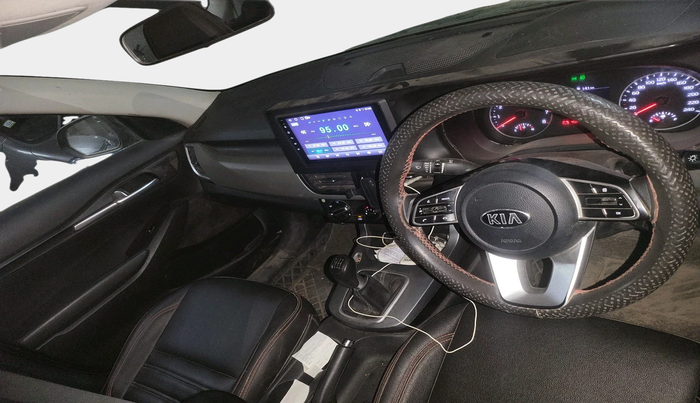 2020 KIA SELTOS HTK 1.5 PETROL, Petrol, Manual, 40,422 km, interior