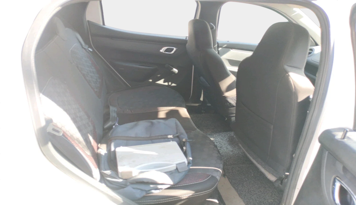 2019 Renault Kwid RXT 1.0 AMT, Petrol, Automatic, 17,263 km, interior