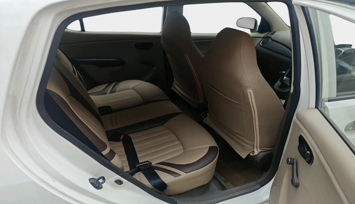 2010 Hyundai i10 ERA 1.1, Petrol, Manual, 56,826 km, interior