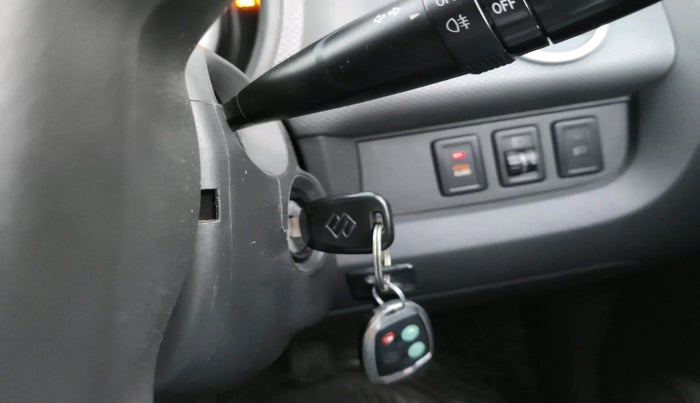 2011 Maruti Ritz VXI, Petrol, Manual, 80,309 km, interior