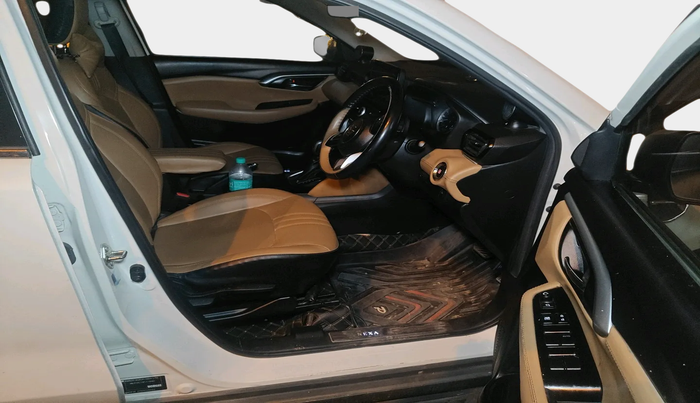 2023 Maruti Grand Vitara DELTA SMART HYBRID AT, Petrol, Automatic, 37,882 km, interior