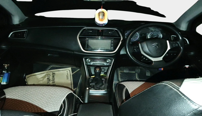 2018 Maruti S Cross ZETA 1.3, Diesel, Manual, 1,21,355 km, interior