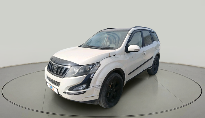 2016 Mahindra XUV500 W10, Diesel, Manual, 98,898 km, exterior