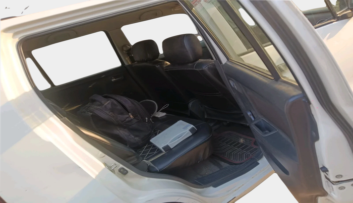 2011 Maruti Wagon R 1.0 LXI CNG, Petrol, Manual, 1,01,618 km, interior
