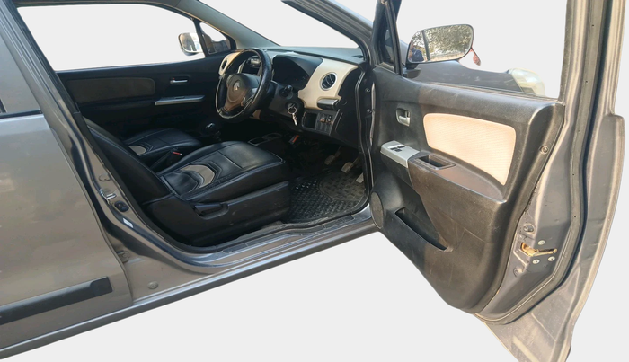 2017 Maruti Wagon R 1.0 LXI, Petrol, Manual, 79,487 km, interior