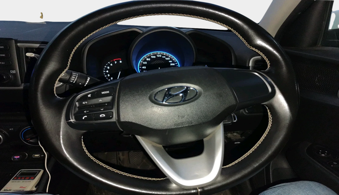 2022 Hyundai VENUE S 1.2, Petrol, Manual, 42,891 km, interior