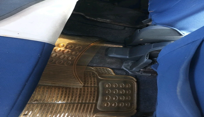 2011 Maruti Wagon R 1.0 LXI CNG, Petrol, Manual, 1,15,704 km, interior