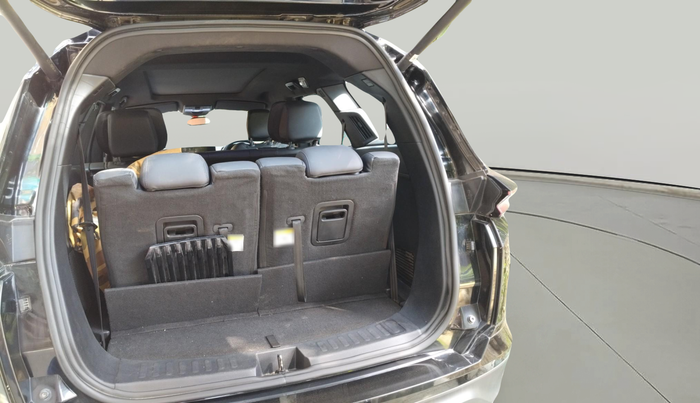 2024 Tata Safari ACCOMPLISHED DARK EDITION AT, Diesel, Automatic, 47,050 km, exterior