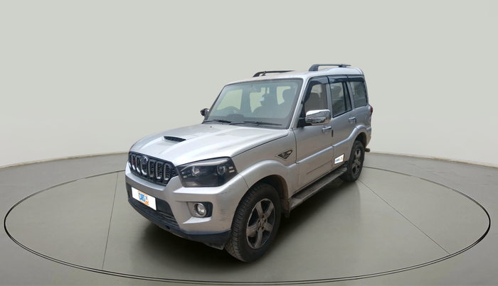 2018 Mahindra Scorpio S7, Diesel, Manual, 1,21,889 km, exterior