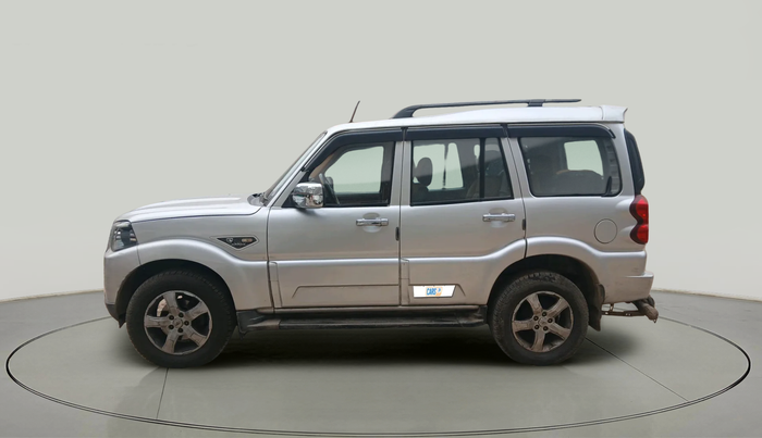 2018 Mahindra Scorpio S7, Diesel, Manual, 1,21,889 km, exterior