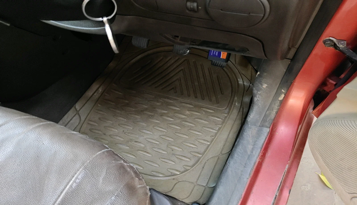 2011 Hyundai i10 MAGNA 1.1, Petrol, Manual, 94,010 km, interior