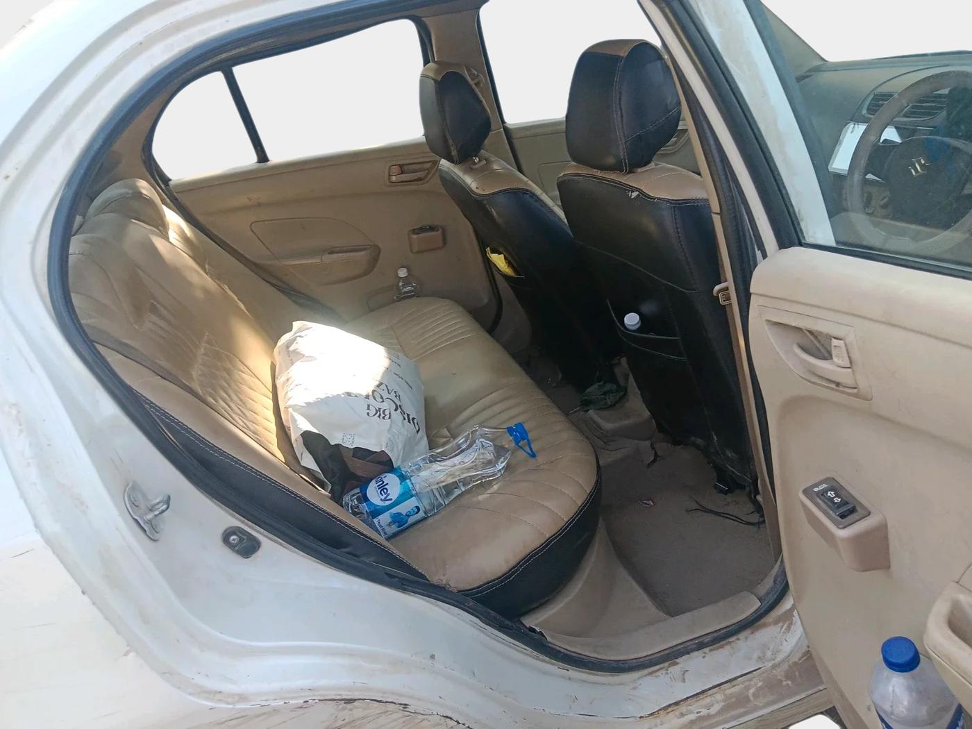 2013 Maruti Swift Dzire LXI, CNG, Manual, 2,91,152 km, interior