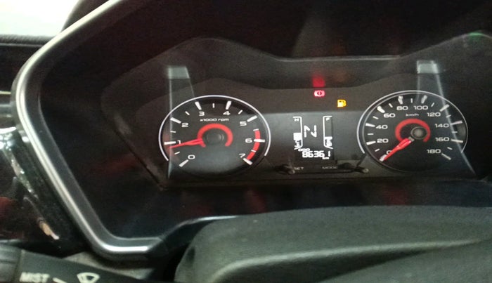 2018 Mahindra KUV 100 NXT K8 P 6 STR, Petrol, Manual, 86,361 km, interior