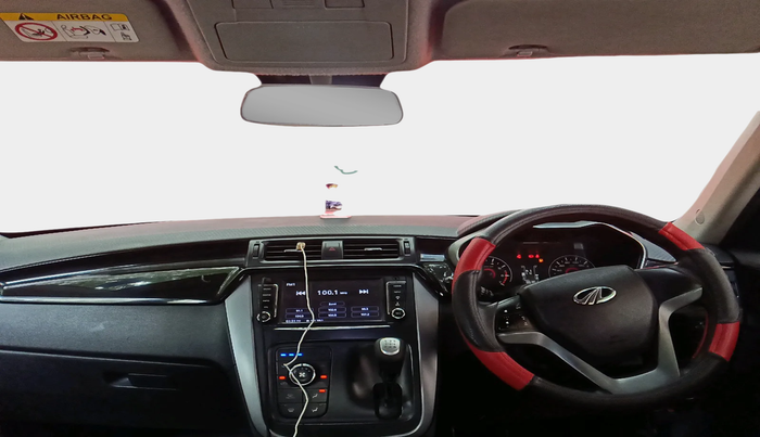 2018 Mahindra KUV 100 NXT K8 P 6 STR, Petrol, Manual, 86,361 km, interior