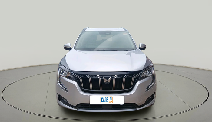 2022 Mahindra XUV700 AX 7 LUXURY D AWD AT 7 STR, Diesel, Automatic, 66,509 km, exterior