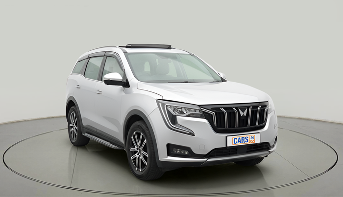 2022 Mahindra XUV700 AX 7 LUXURY D AWD AT 7 STR, Diesel, Automatic, 66,509 km, exterior