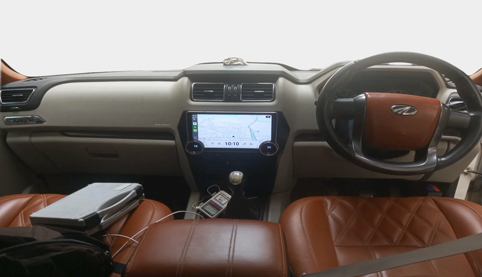 2017 Mahindra Scorpio S6 PLUS, Diesel, Manual, 1,83,007 km, interior
