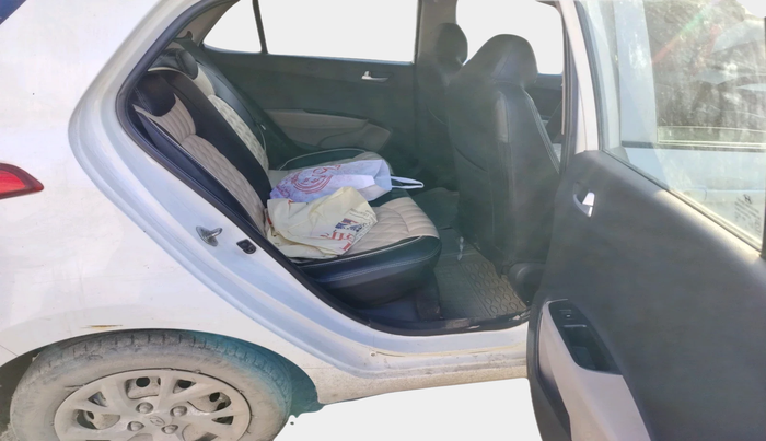 2018 Hyundai Grand i10 SPORTZ U2 1.2 CRDI, Diesel, Manual, 78,868 km, interior