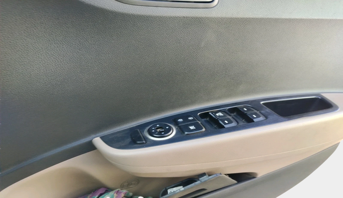 2018 Hyundai Grand i10 SPORTZ U2 1.2 CRDI, Diesel, Manual, 78,868 km, interior