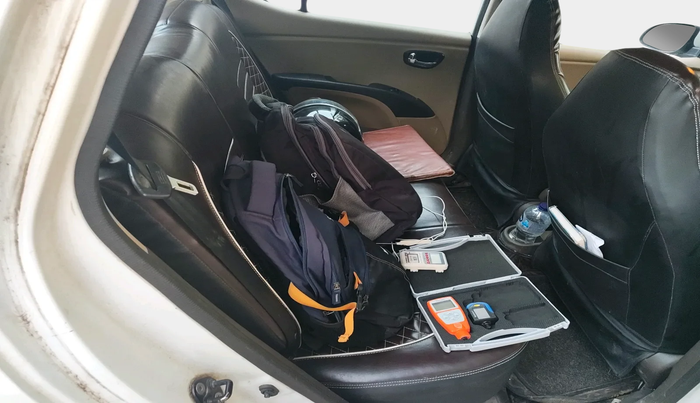 2010 Hyundai i10 MAGNA 1.2, Petrol, Manual, 1,00,814 km, interior