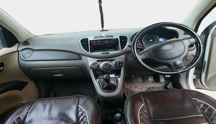 2010 Hyundai i10 MAGNA 1.2, Petrol, Manual, 1,00,814 km, interior