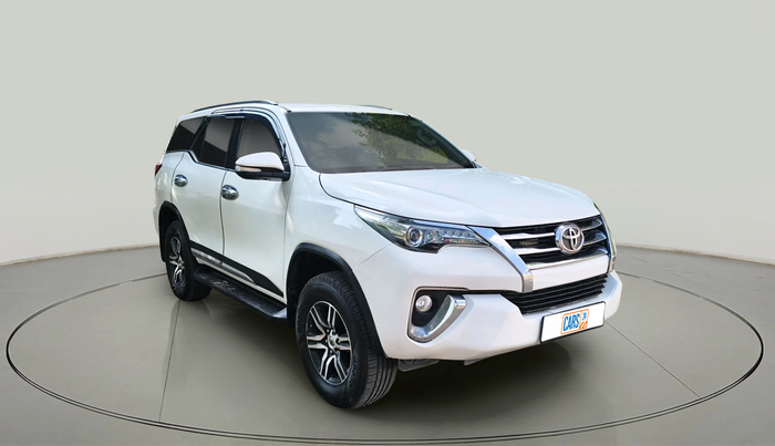 2017 Toyota Fortuner 2.8 4X2 AT, Diesel, Automatic, 88,880 km, exterior