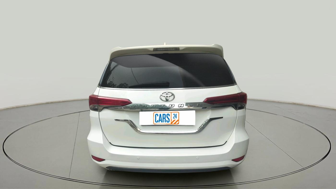 2017 Toyota Fortuner 2.8 4X2 AT, Diesel, Automatic, 88,880 km, exterior