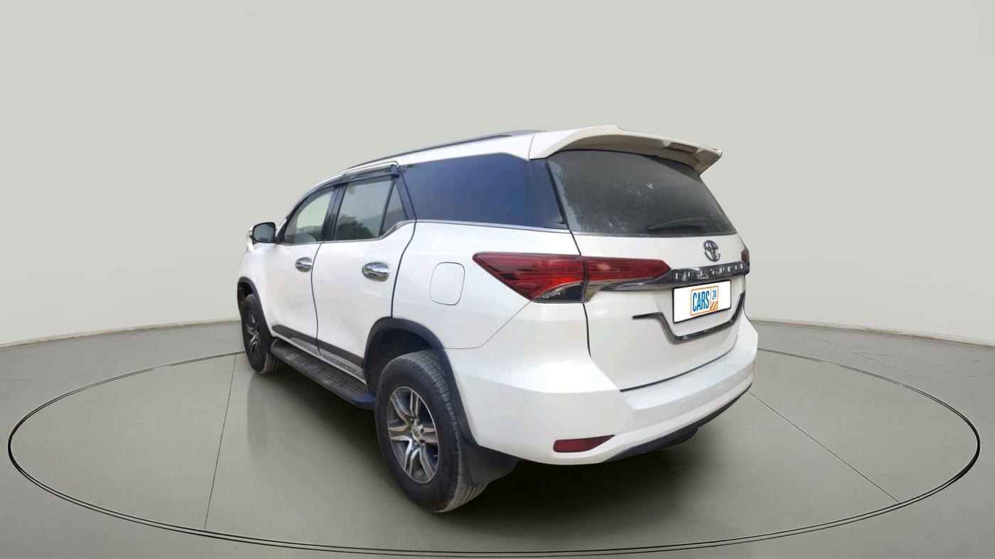2017 Toyota Fortuner 2.8 4X2 AT, Diesel, Automatic, 88,880 km, exterior