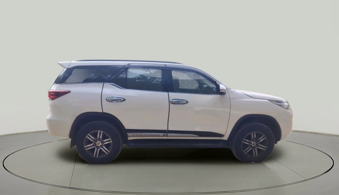 2017 Toyota Fortuner 2.8 4X2 AT, Diesel, Automatic, 88,880 km, exterior