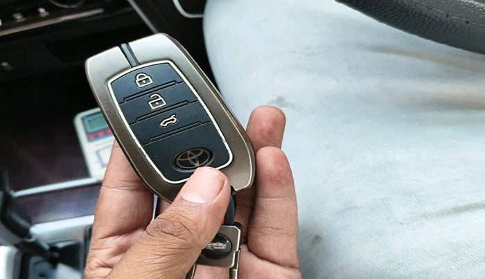 2017 Toyota Fortuner 2.8 4X2 AT, Diesel, Automatic, 88,880 km, interior