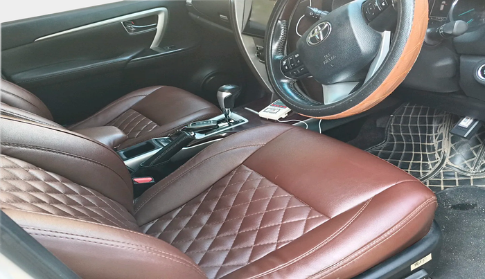 2017 Toyota Fortuner 2.8 4X2 AT, Diesel, Automatic, 88,880 km, interior