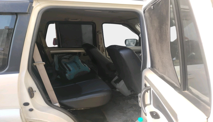 2020 Mahindra Scorpio S11 2WD, Diesel, Manual, 66,920 km, interior