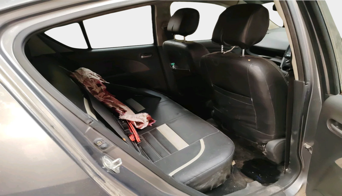 2011 Maruti Ritz VXI, Petrol, Manual, 1,00,001 km, interior