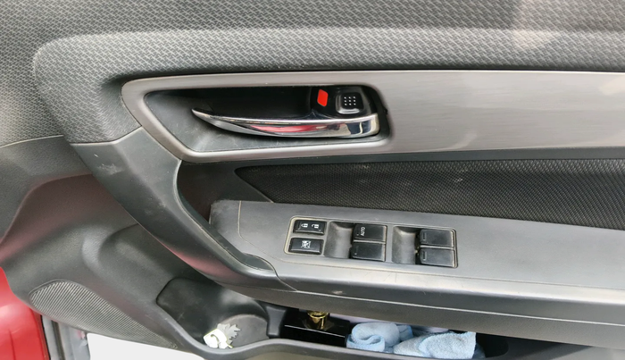 2016 Maruti Vitara Brezza ZDI PLUS DUAL TONE, Diesel, Manual, 1,43,123 km, interior