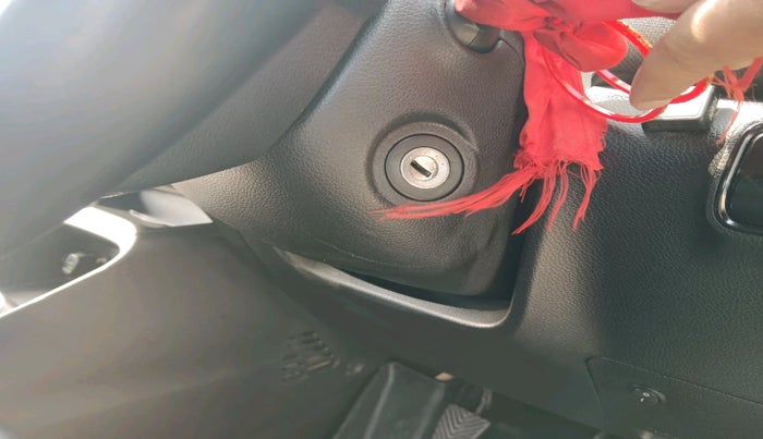 2021 KIA SONET HTE 1.2, CNG, Manual, 49,972 km, interior