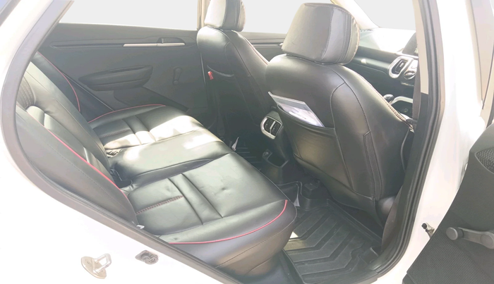 2021 KIA SONET HTE 1.2, CNG, Manual, 49,972 km, interior