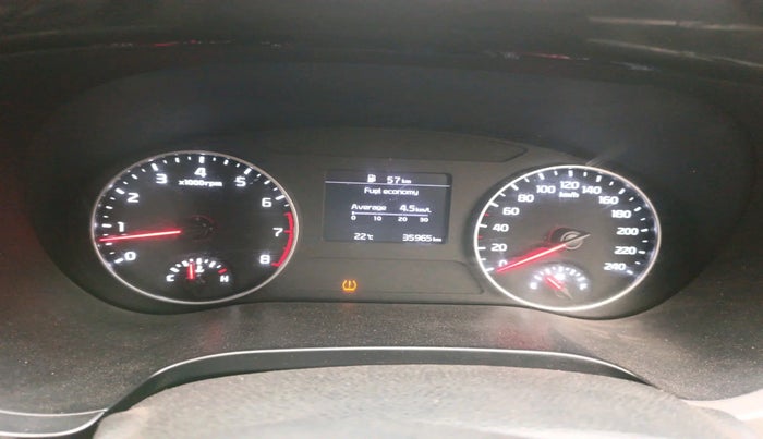 2022 KIA SELTOS HTK 1.5 PETROL, Petrol, Manual, 35,964 km, interior